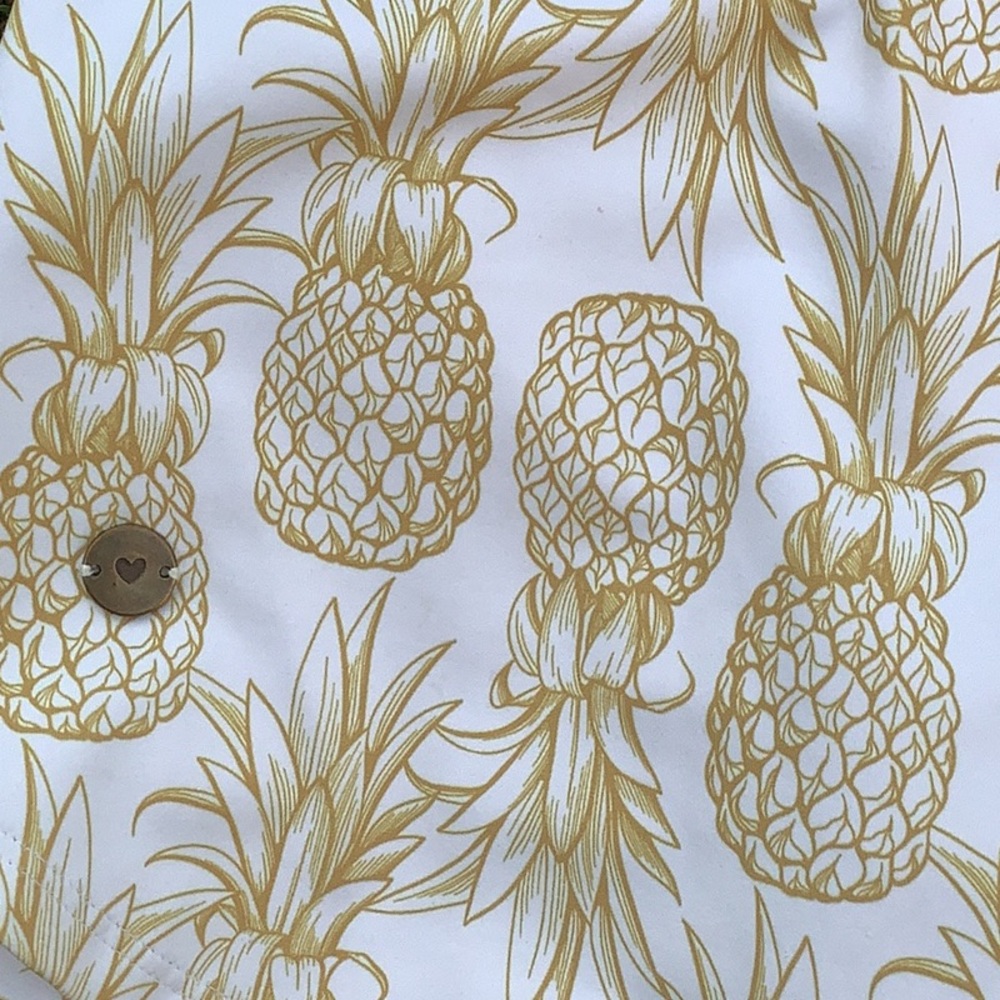 Love Fitness White & Gold Pineapple Print Women's Shorts XS - Picture 2 of 4